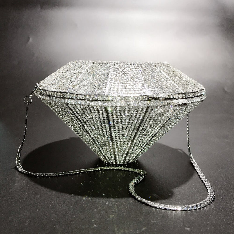 Pochette en forme de diamant