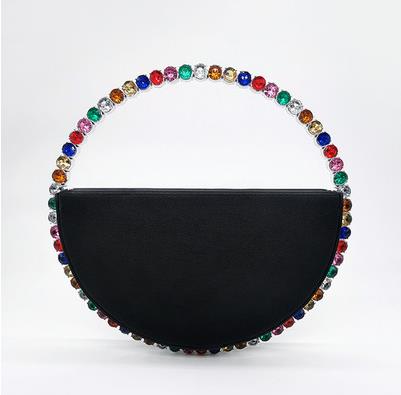 Pochette circulaire en strass